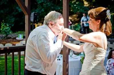 Married for 16 days now :)... pro pics inside!