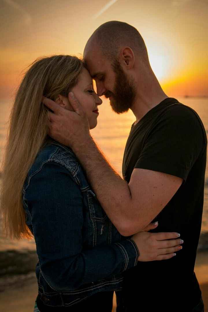 Show me your Engagement pictures
