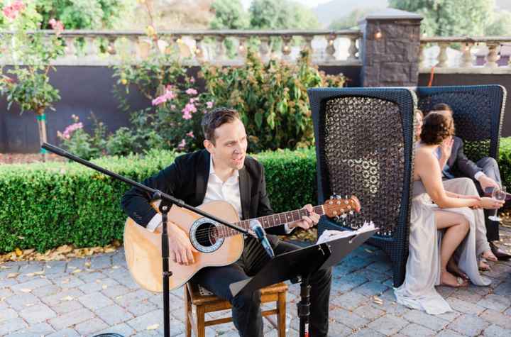 Live music - 1