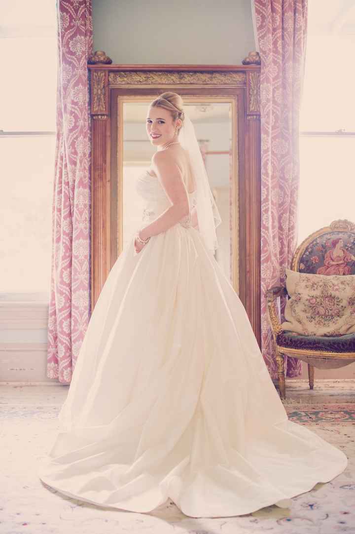 Can i see some dresses?!?!?!?