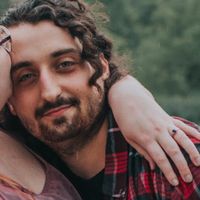 His hair looked great that day too 