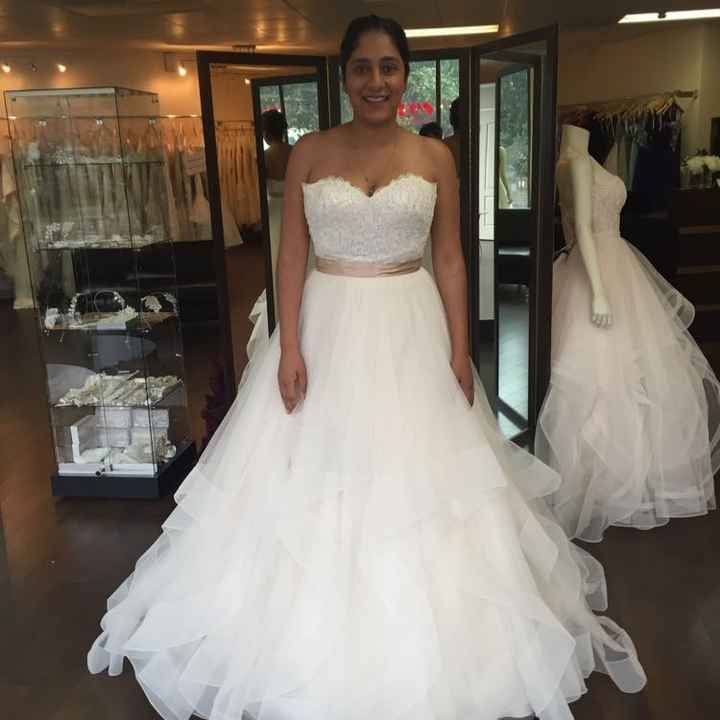 Let me see your sweetheart necklines!