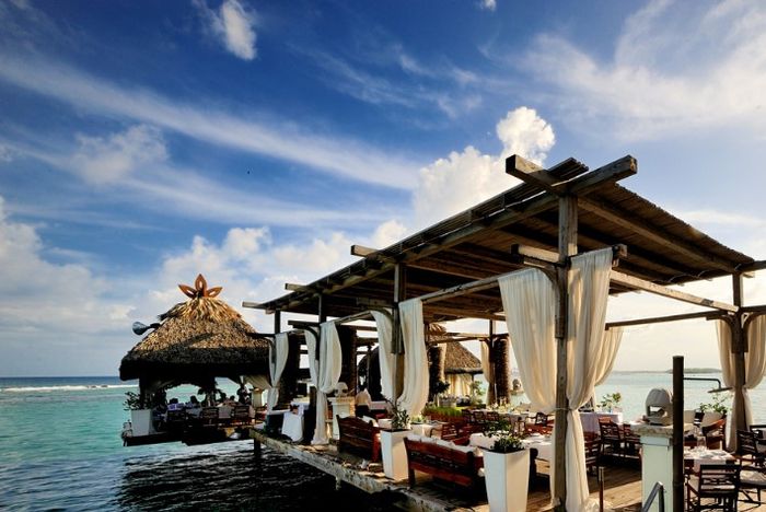 Show us your wedding venue! 8
