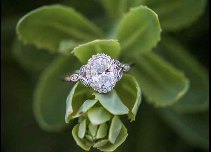 Oval engagement rings - 1