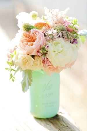 I want to see YOUR centerpieces (or ideas you have)