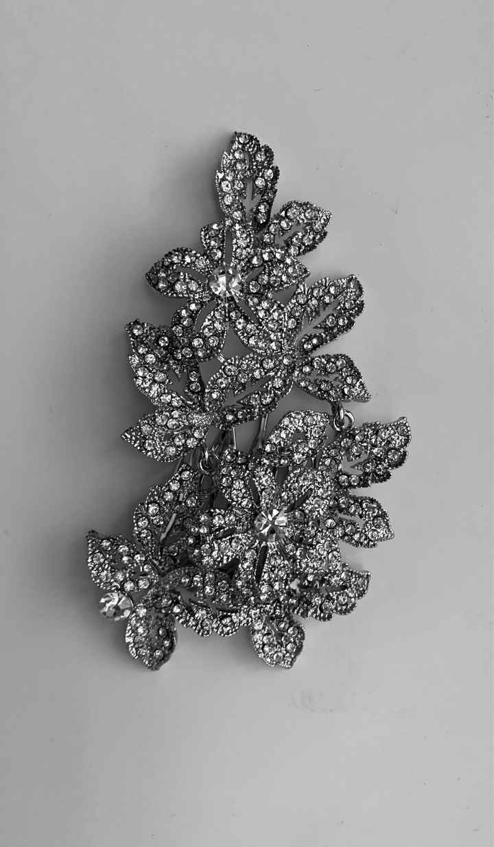 Where to Find a Hair Comb or Clip - 2