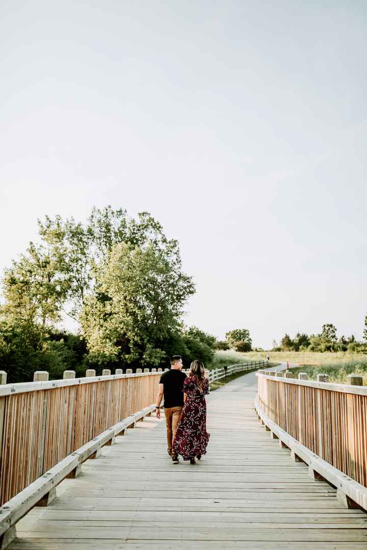 Show off your favorite engagement pictures - 6