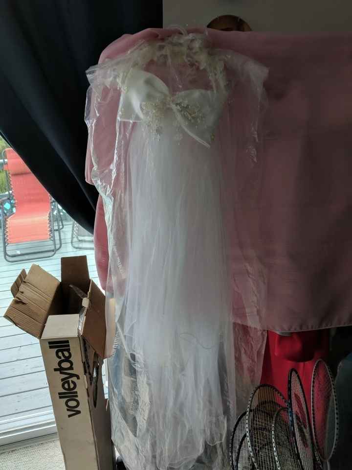 The worlds most delicate DIY: Moms veil