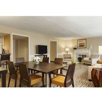Bridal Suite at Woodcliff Lake Hotel