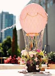 Paris-themed centerpieces?