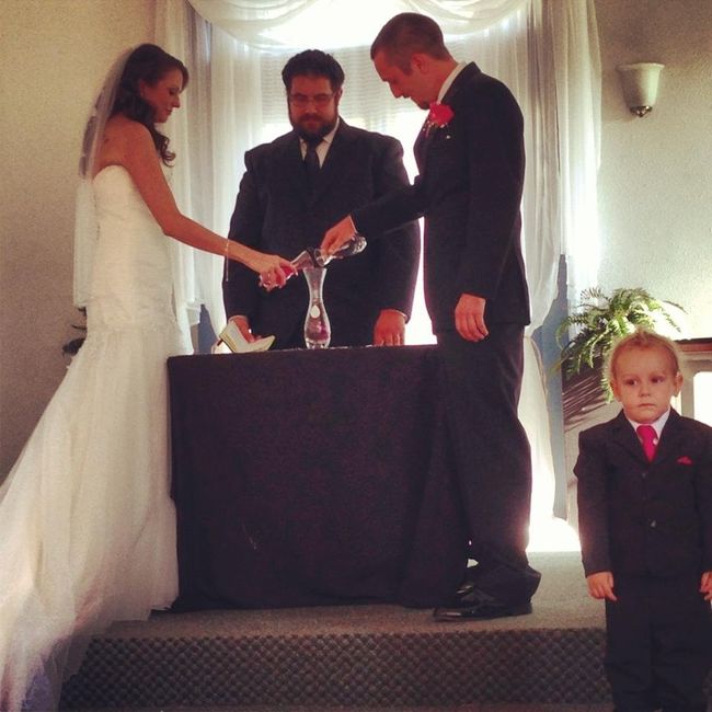 BACK & MARRIED!!!!! non pro pics!!