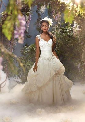Anybody have a dream wedding dress?