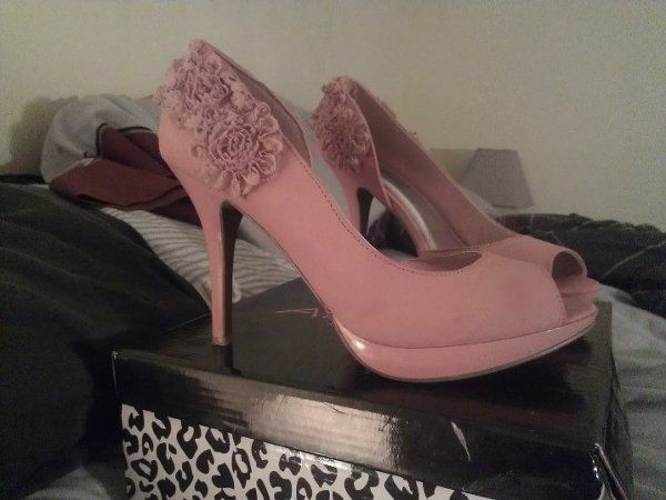 Let's See Those Wedding Day Shoes *PICS*