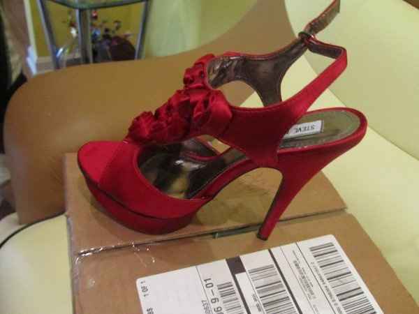 Ladies! Show me your wedding shoes!!