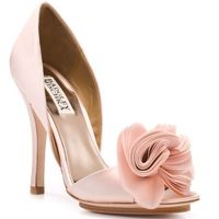 Canadian Girls-Where to buy Designer Shoes? Help!
