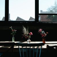 Minimal/basically No Decor - 1