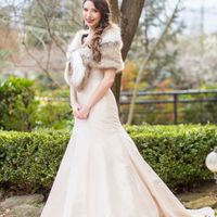 I wanna see your wedding dress!