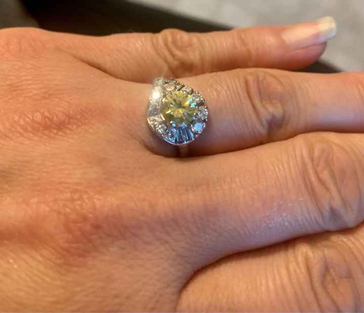 Brides of 2022! Show us your ring! - 1