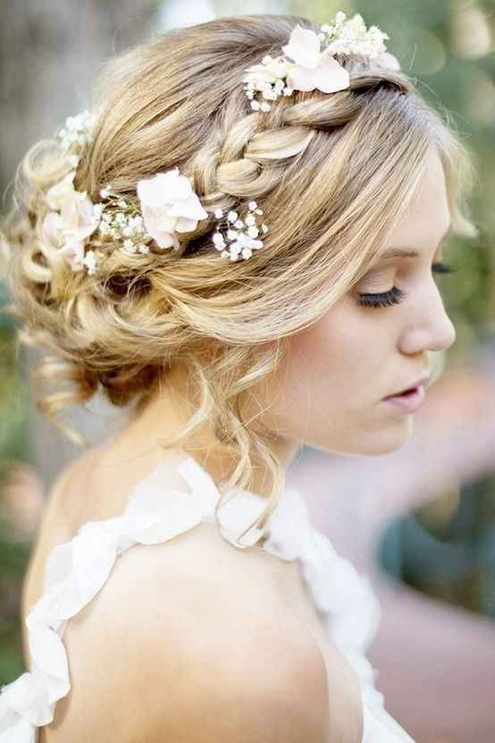 Show me your wedding day hair