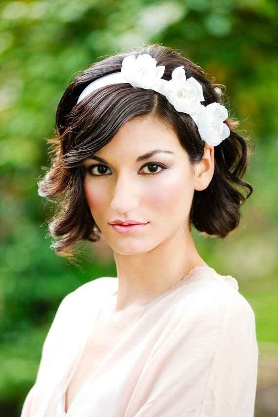 Short hair style day of