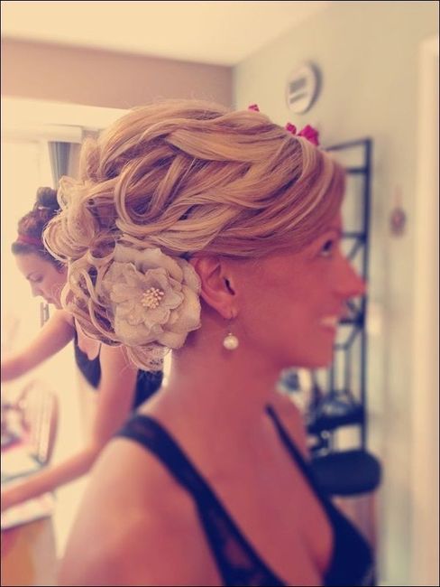 Short hair style day of