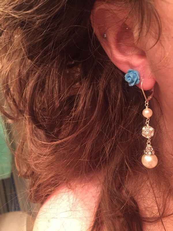 Earrings came! Any brides wearing or wore 2 earrings?