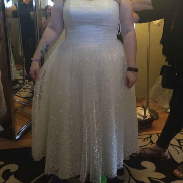 Decided between 2 flower girl dresses... Help