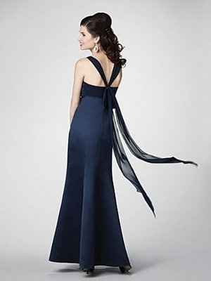 Let's see some bridesmaid dresses! :)