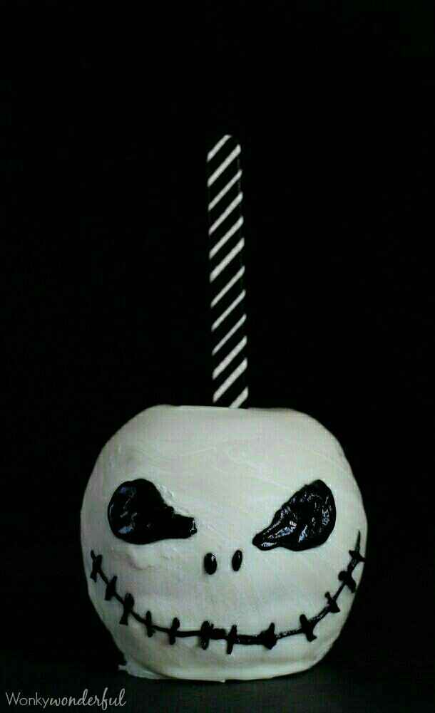 These are a few of the decorations that I've come across on Pinterest for my gothic "interview With 