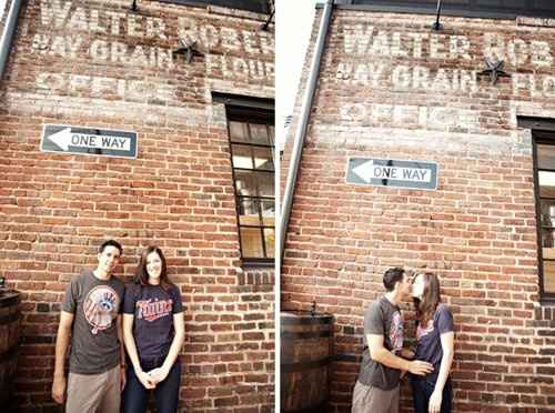 What to wear for engagment photos?