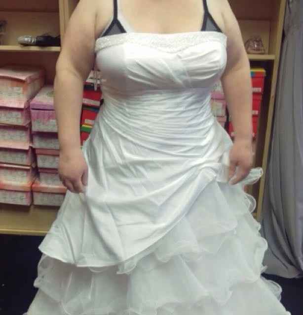 Please help me pick my dress