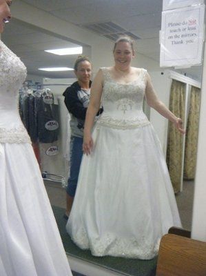 Lets see those dresses ladies!!!