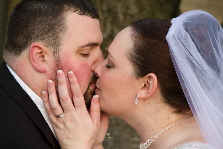 Lets see a kiss!