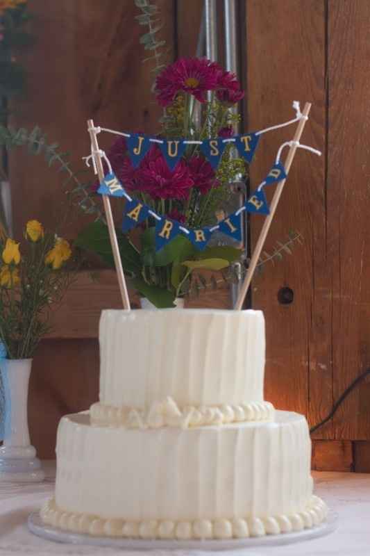 Wedding cake toppers