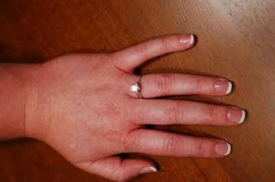 Might be rude to ask but how many CT's is your engagement ring? What is average?