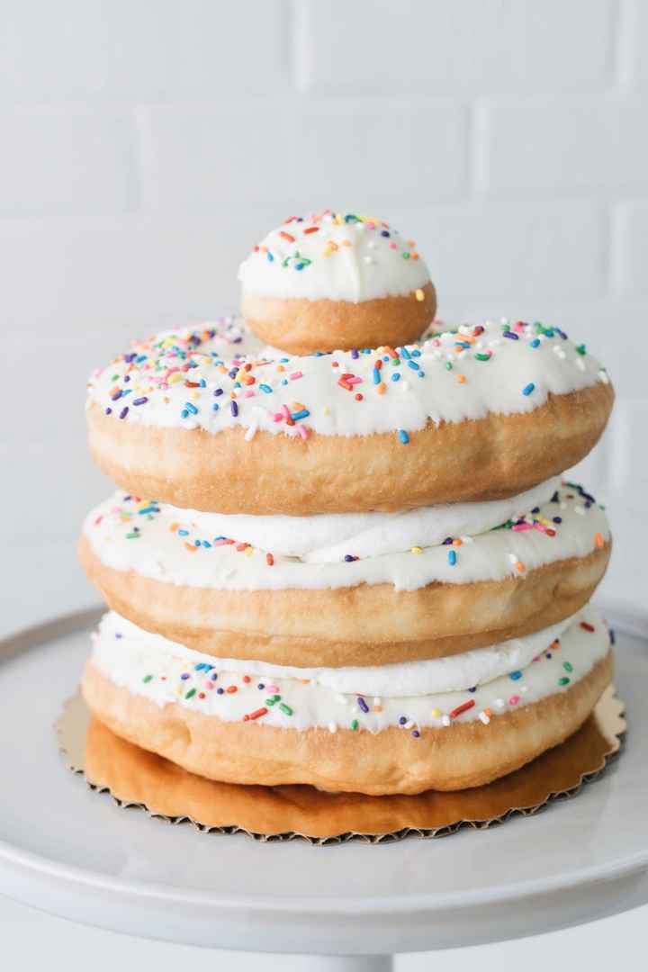 Donut Cake