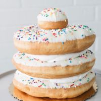 Donut Cake