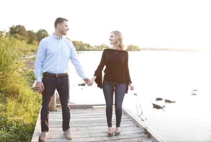 Casual engagement photos outfit - 4