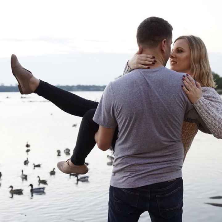 Casual engagement photos outfit - 5