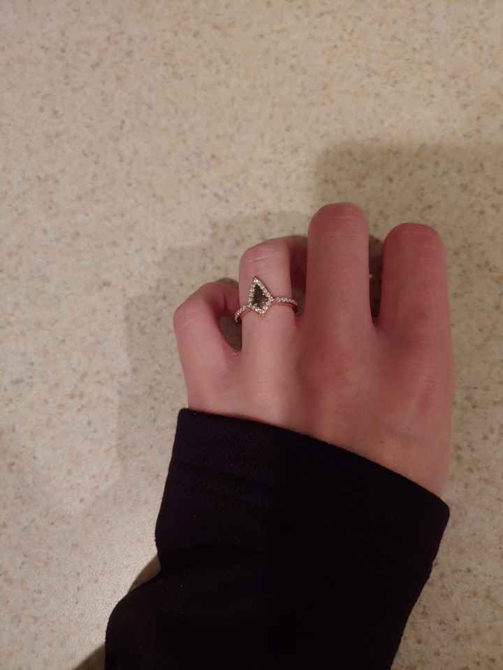 Brides of 2022! Show us your ring! - 1