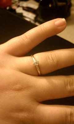 Alright ladies! Let's see those gorgeous rings...