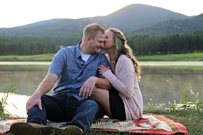 Engagement photo attire