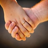 Update: My engagement shots! More pics towards the bottom!