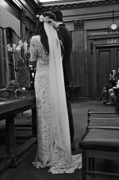 To Veil or not to Veil? That is the question.-And any of you brides make your own veil??