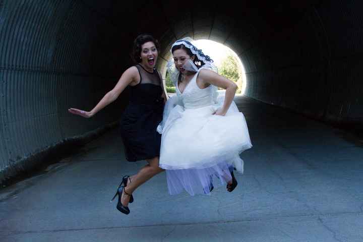 May I see your wedding portraits? (For those who are already married)