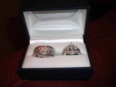 Anyone elses wedding band more expensive than FH? I feel guiltyyy :(
