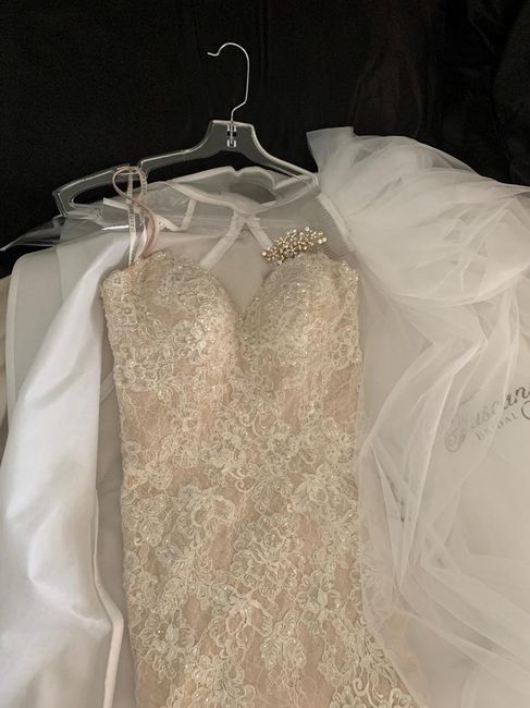 Show me your dresses! - 1