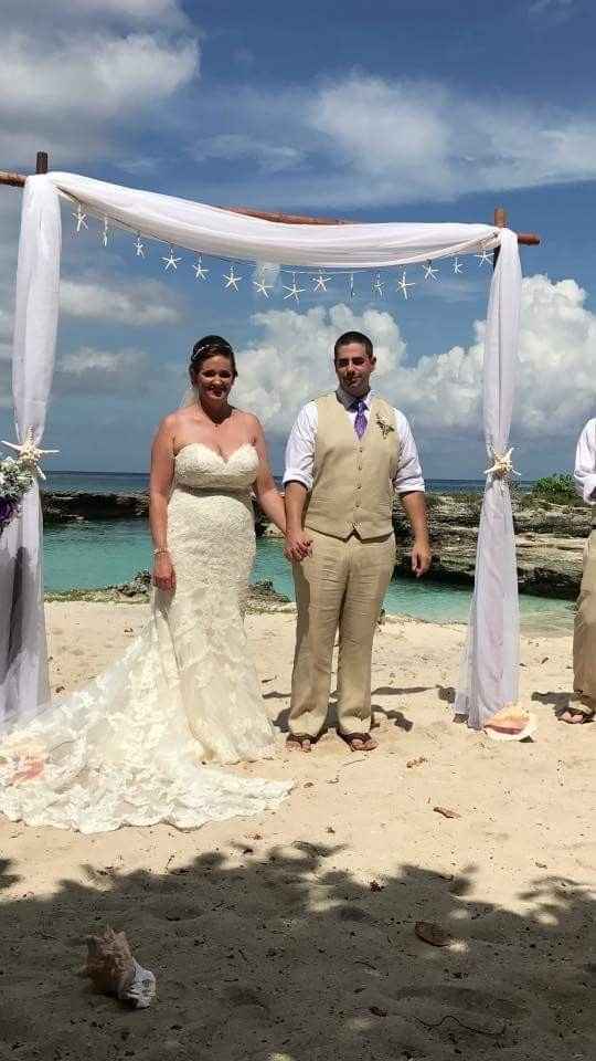 We're married!