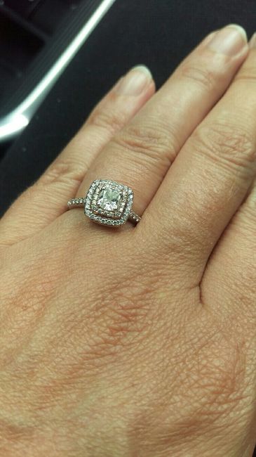 Twist on the ol' Ring Pics!