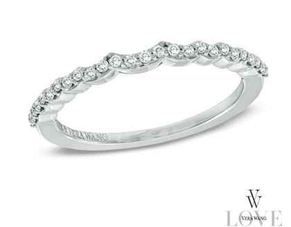 Does anyone else have this ring? Wedding band help!